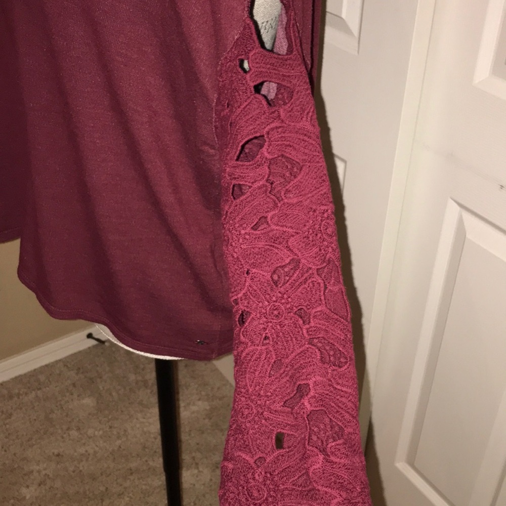 Top - Picture 2 of 3